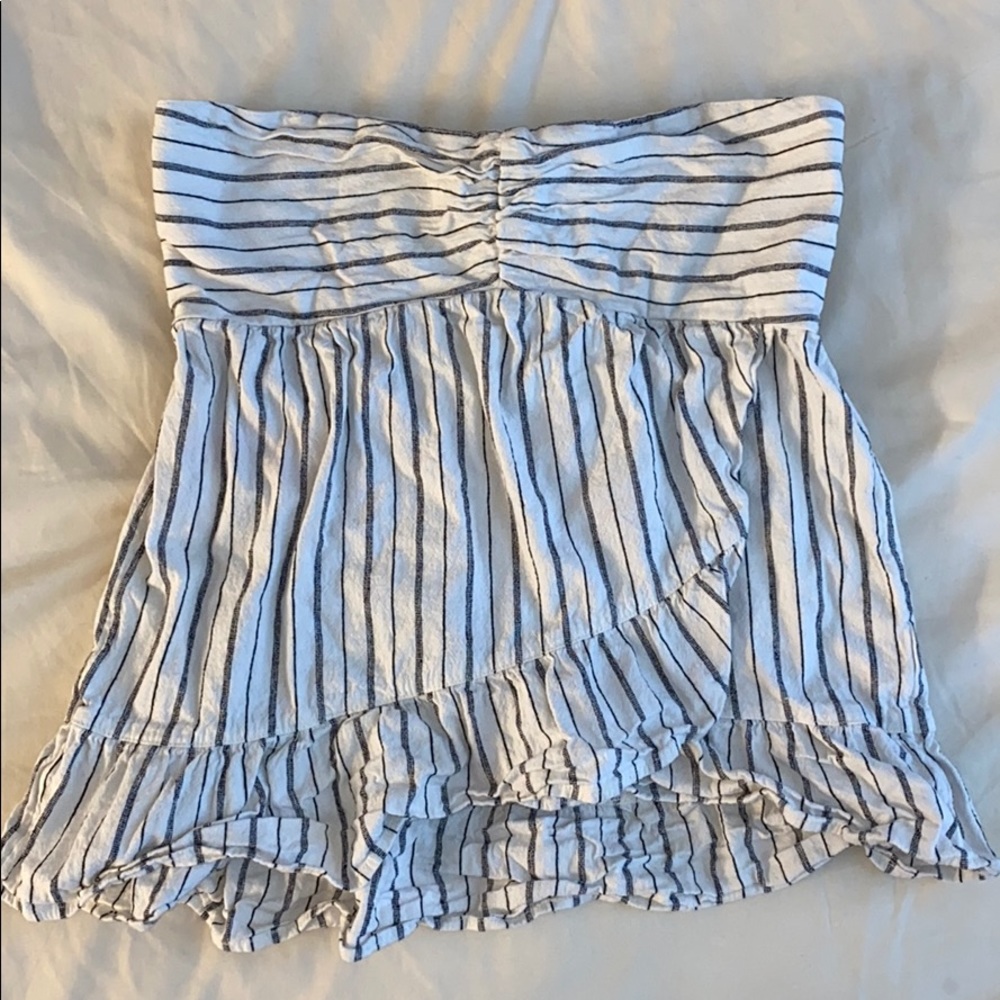 American Eagle Outfitters Strapless Ruffle Top